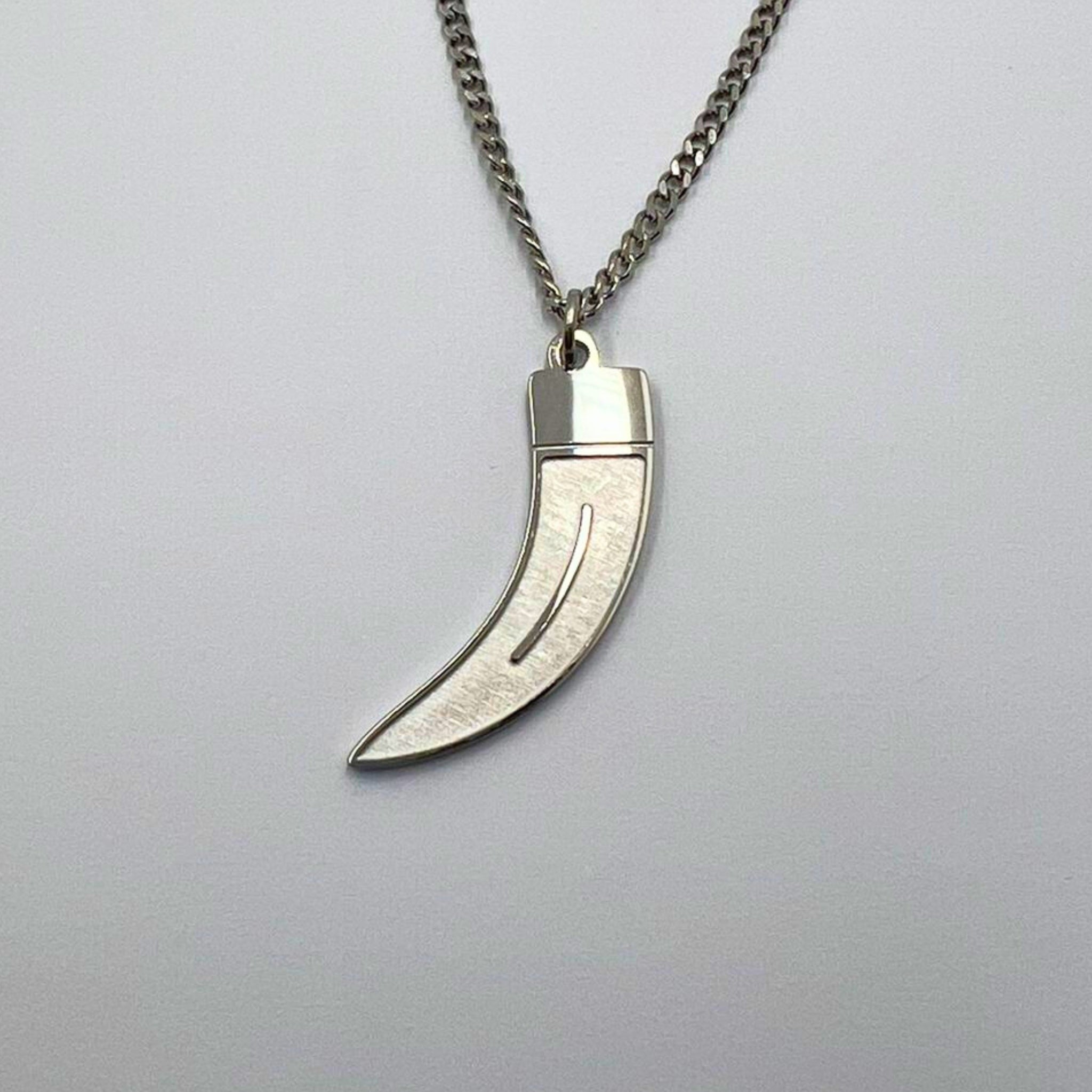 Tiger tooth 